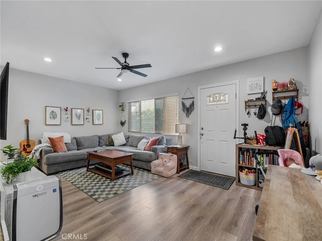 3903 W 182nd Street, Torrance, California 90504 home-pic-33