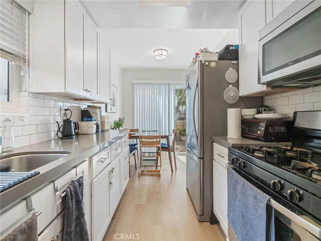 3903 W 182nd Street, Torrance, California 90504 home-pic-24