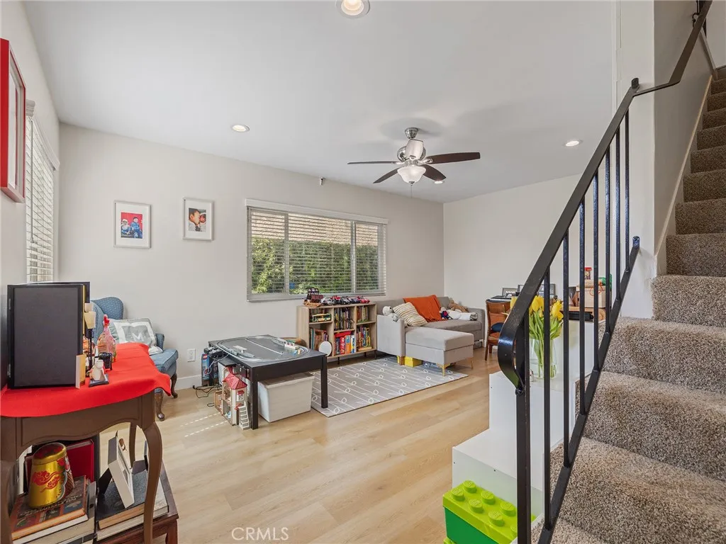 3903 W 182nd Street, Torrance, California 90504 home-pic-18