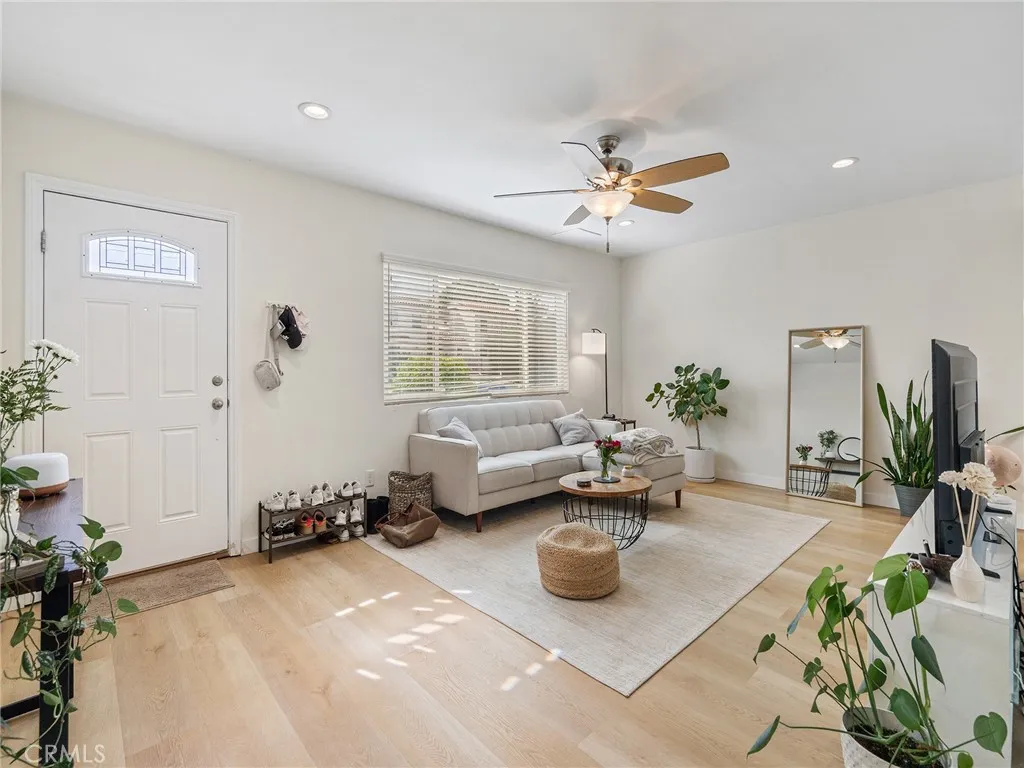 3903 W 182nd Street, Torrance, California 90504 home-pic-5