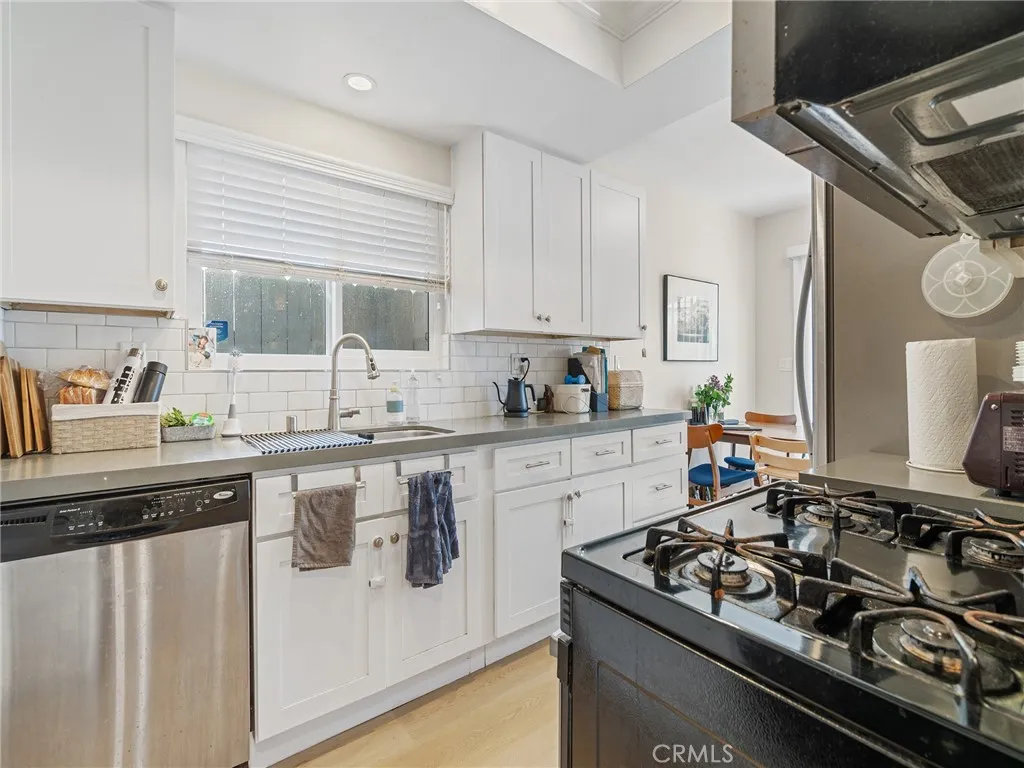 3903 W 182nd Street, Torrance, California 90504 home-pic-25