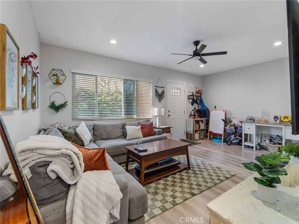 3903 W 182nd Street, Torrance, California 90504 home-pic-34