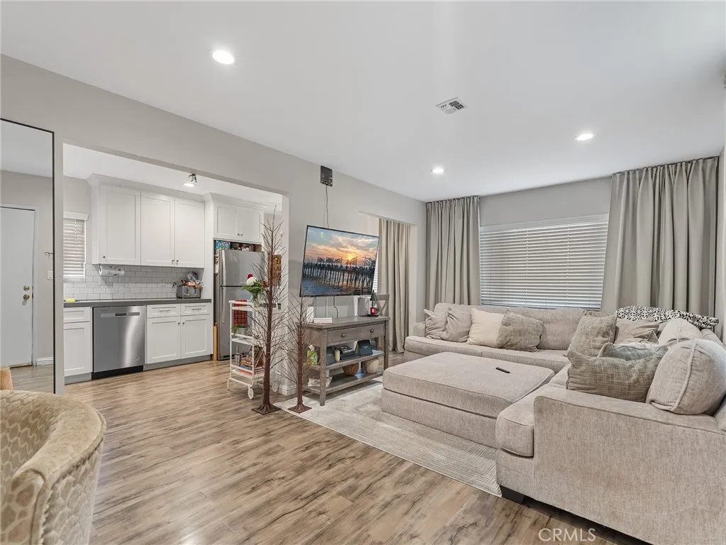 3903 W 182nd Street, Torrance, California 90504 home-pic-45