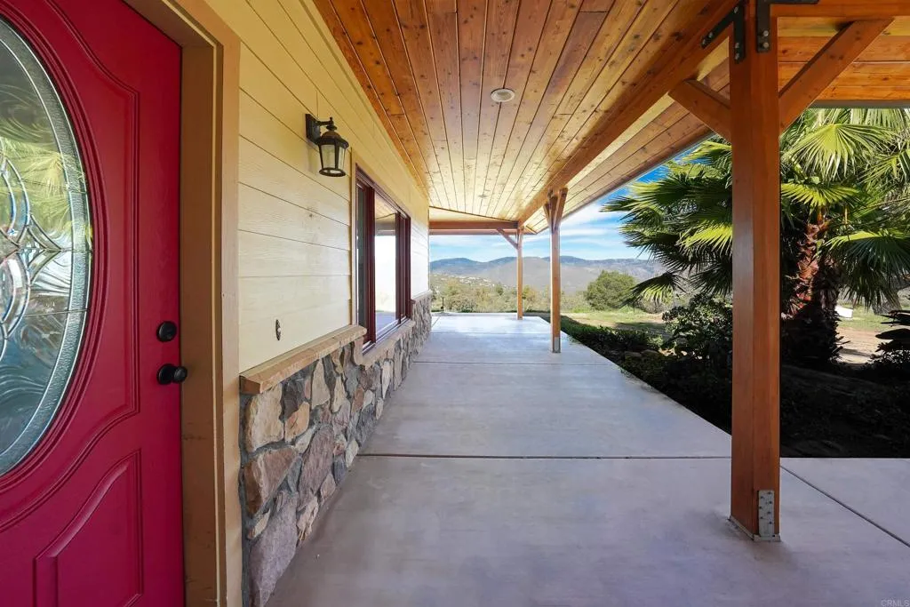 24710 Sutherland Drive, Ramona, California 92065 home-pic-20