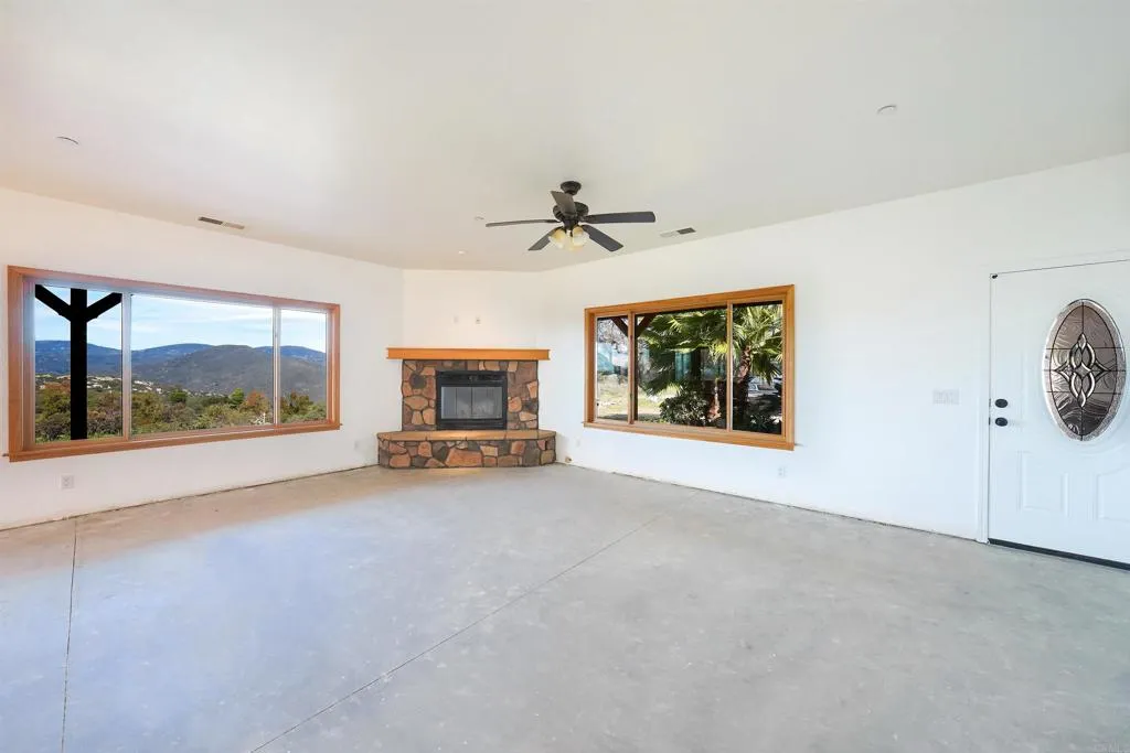 24710 Sutherland Drive, Ramona, California 92065 home-pic-21