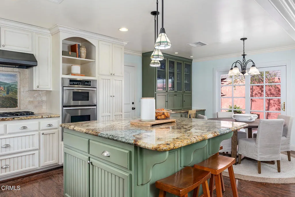 4422 Indiana Avenue, La Canada Flintridge, California 91011 home-pic-12
