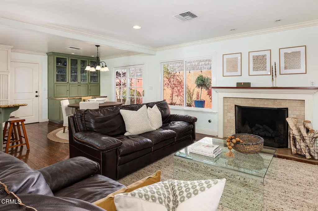 4422 Indiana Avenue, La Canada Flintridge, California 91011 home-pic-9