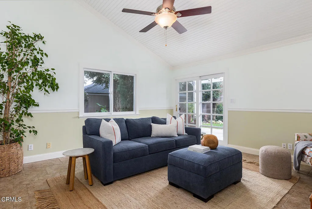4422 Indiana Avenue, La Canada Flintridge, California 91011 home-pic-18