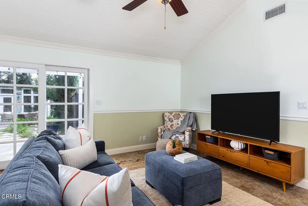 4422 Indiana Avenue, La Canada Flintridge, California 91011 home-pic-19