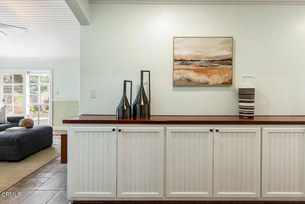 4422 Indiana Avenue, La Canada Flintridge, California 91011 home-pic-17