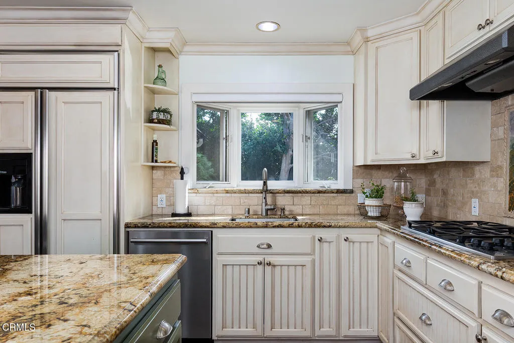 4422 Indiana Avenue, La Canada Flintridge, California 91011 home-pic-14