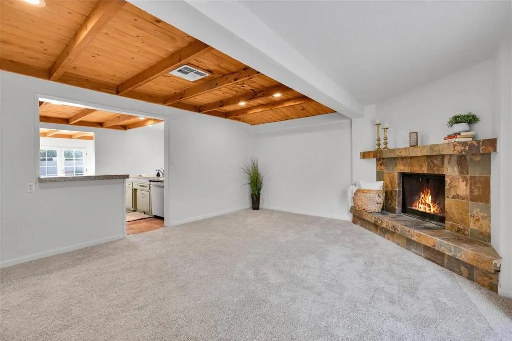38207 Paradise Way, Cathedral City, California 92234 home-pic-16