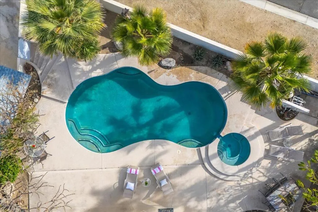 38207 Paradise Way, Cathedral City, California 92234 home-pic-35
