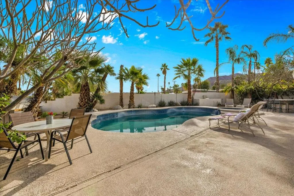 38207 Paradise Way, Cathedral City, California 92234 home-pic-25