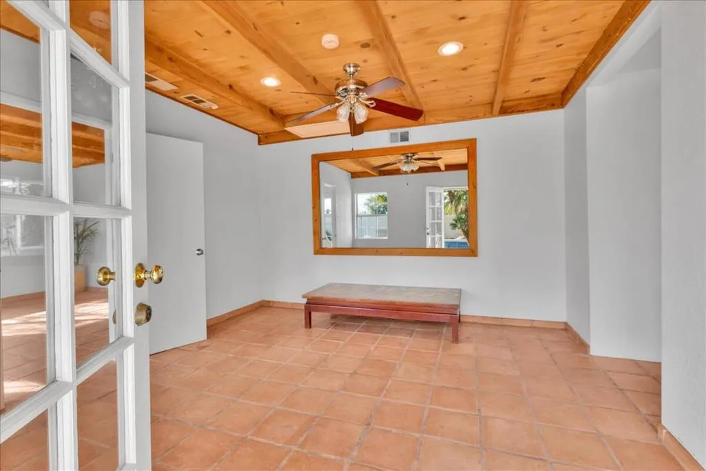 38207 Paradise Way, Cathedral City, California 92234 home-pic-6