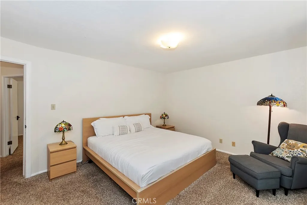 543 Community Drive, Lake Arrowhead, California 92352 home-pic-21