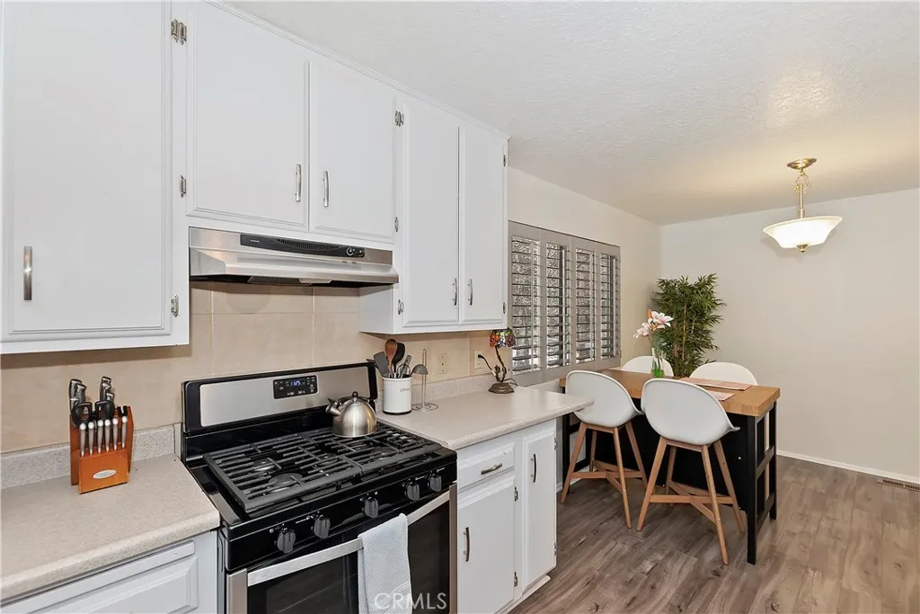 543 Community Drive, Lake Arrowhead, California 92352 home-pic-16