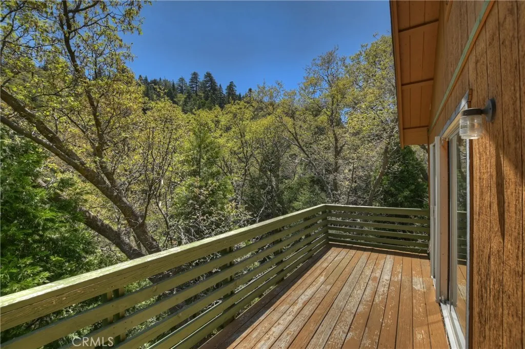 543 Community Drive, Lake Arrowhead, California 92352 home-pic-19