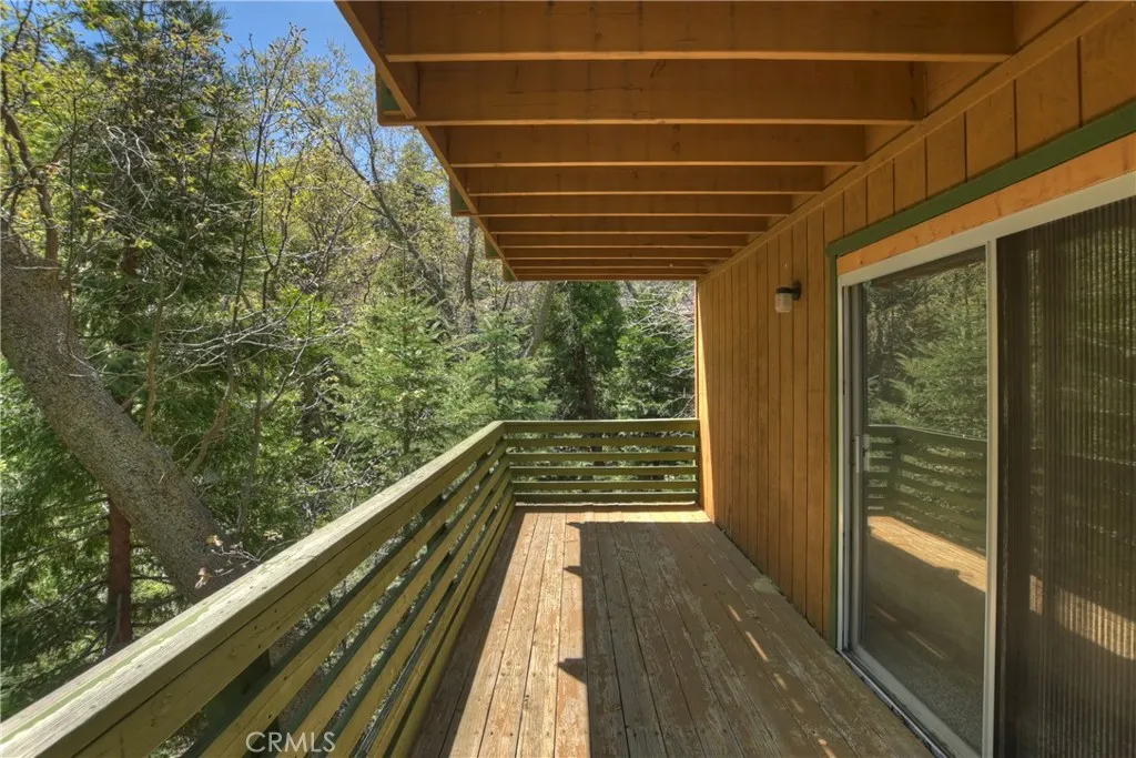 543 Community Drive, Lake Arrowhead, California 92352 home-pic-23