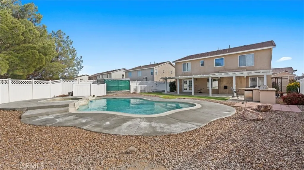 13944 Clydesdale Run, Victorville, California 92394 home-pic-30