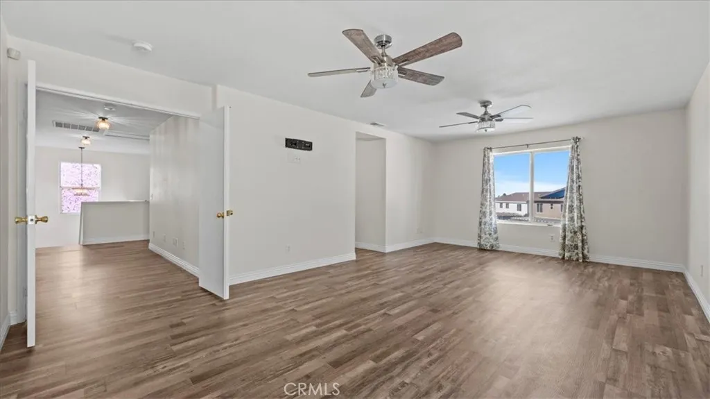 13944 Clydesdale Run, Victorville, California 92394 home-pic-15