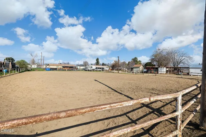 50-web-or-mls-301-sycamore-dr