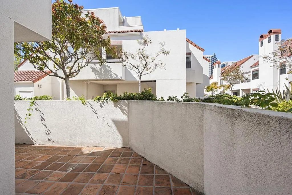701 Kettner Blvd 15, San Diego, California 92101 home-pic-24