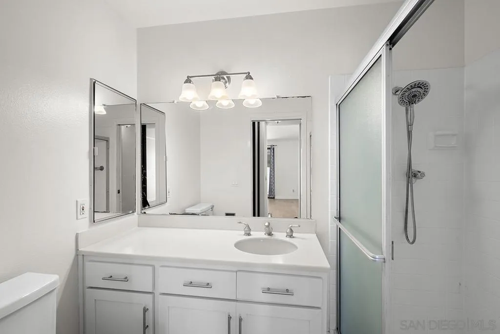 701 Kettner Blvd 15, San Diego, California 92101 home-pic-28