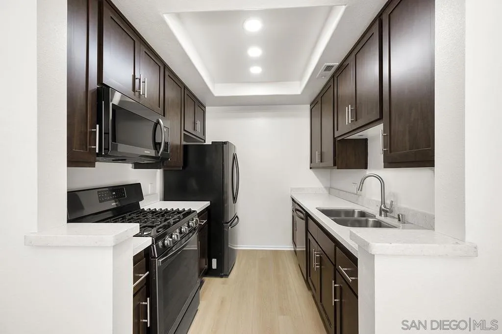 701 Kettner Blvd 15, San Diego, California 92101 home-pic-16