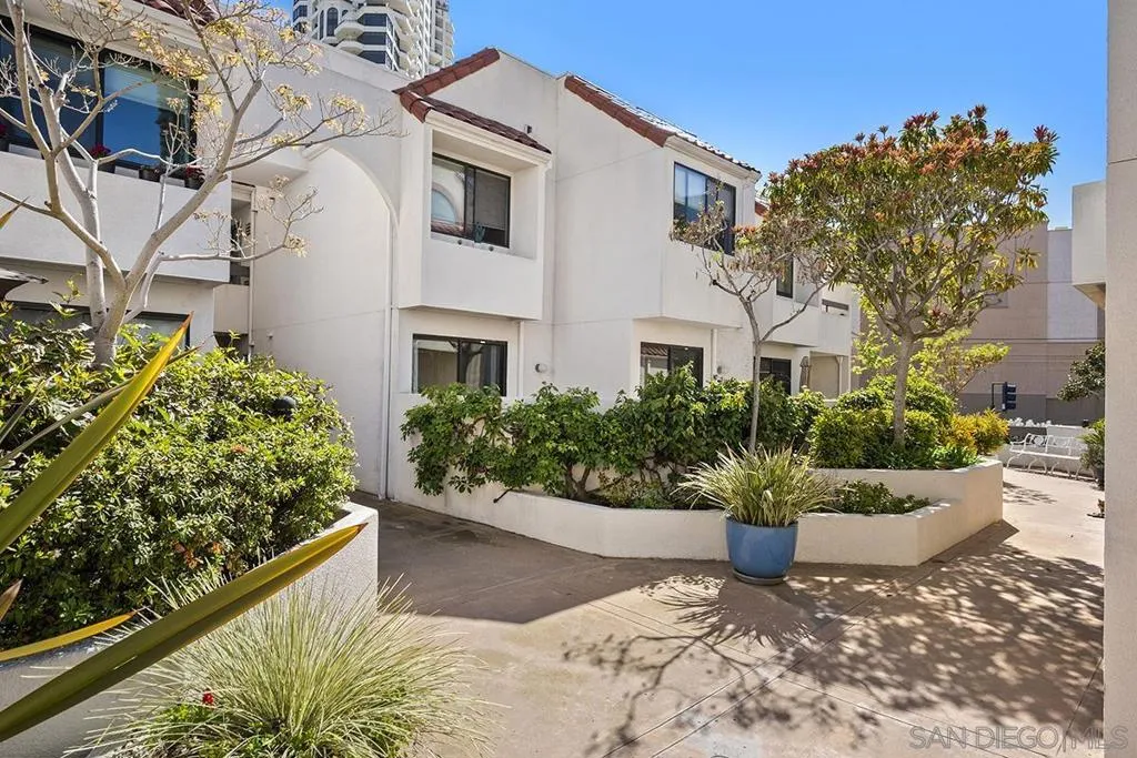 701 Kettner Blvd 15, San Diego, California 92101 home-pic-36