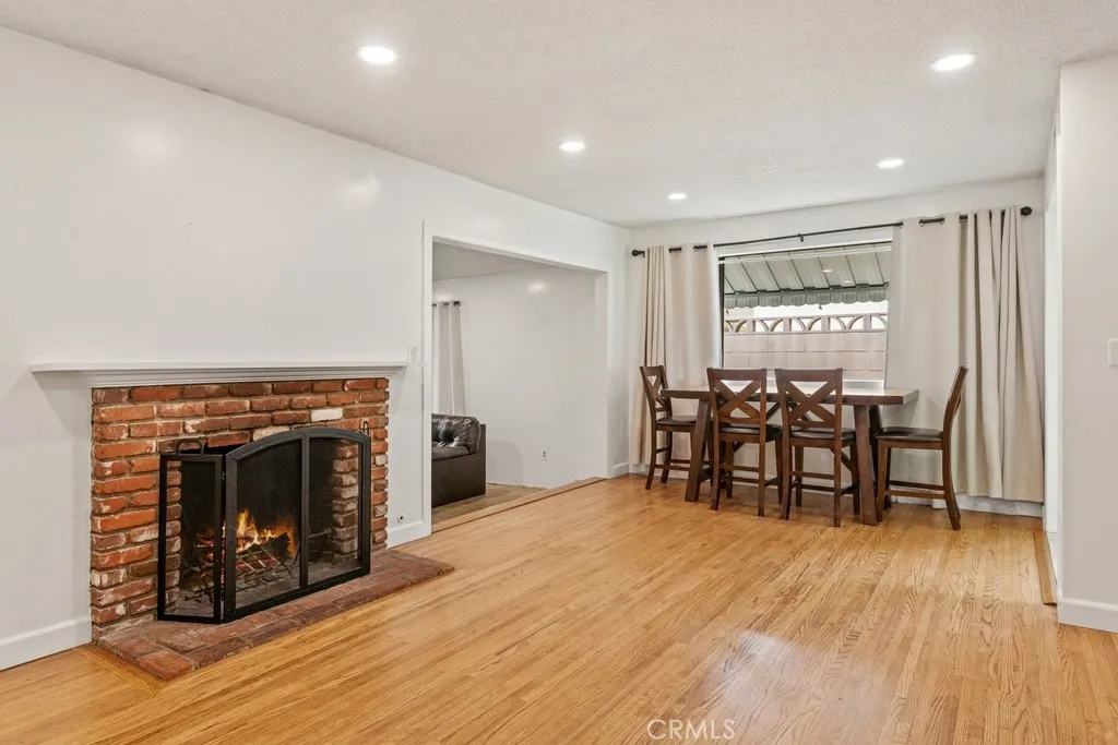 1353 W Princeton Street, Ontario, California 91762 home-pic-5