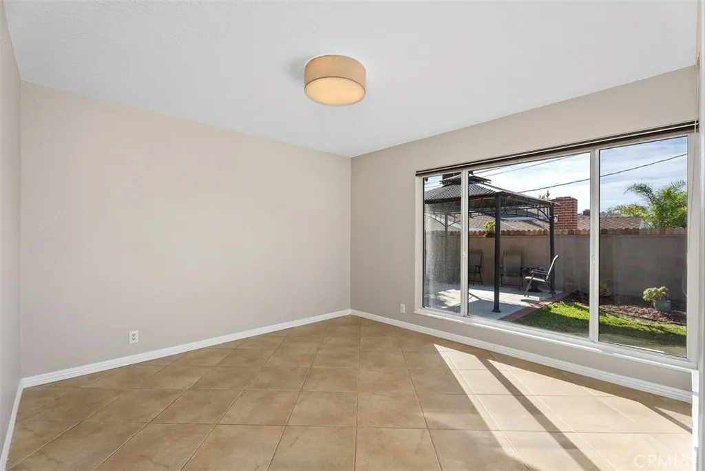 1640 Sheffield, La Habra, California 90631 home-pic-11