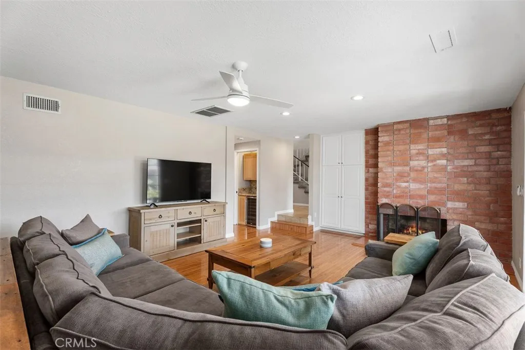 1640 Sheffield, La Habra, California 90631 home-pic-18