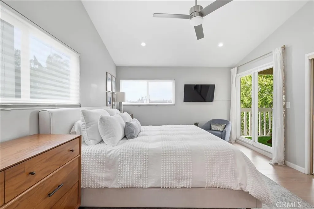 1410 Stanford Avenue A, Redondo Beach, California 90278 home-pic-28