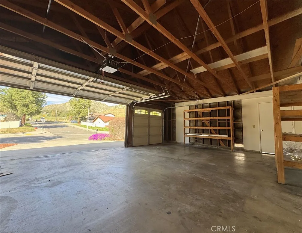 208 Deborah Court, Riverside, California 92507 home-pic-15