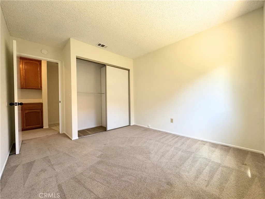 208 Deborah Court, Riverside, California 92507 home-pic-14
