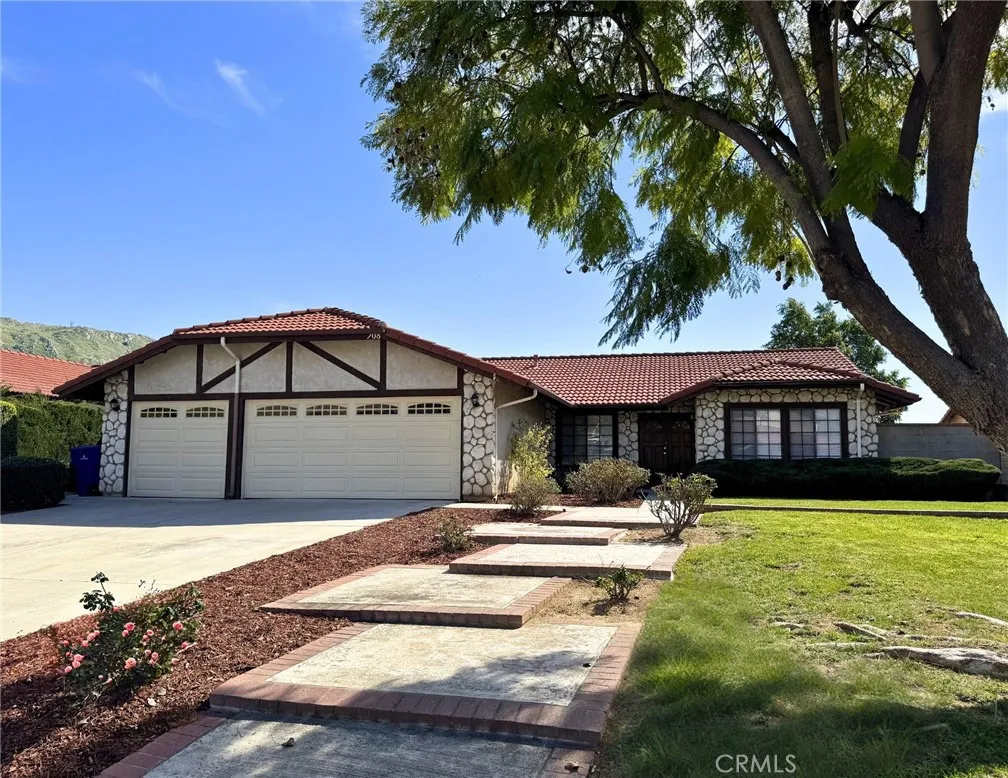 208 Deborah Court, Riverside, California 92507 home-pic-1