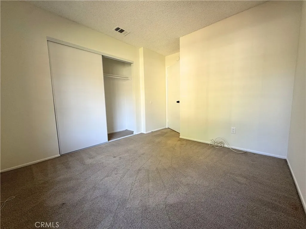 208 Deborah Court, Riverside, California 92507 home-pic-8