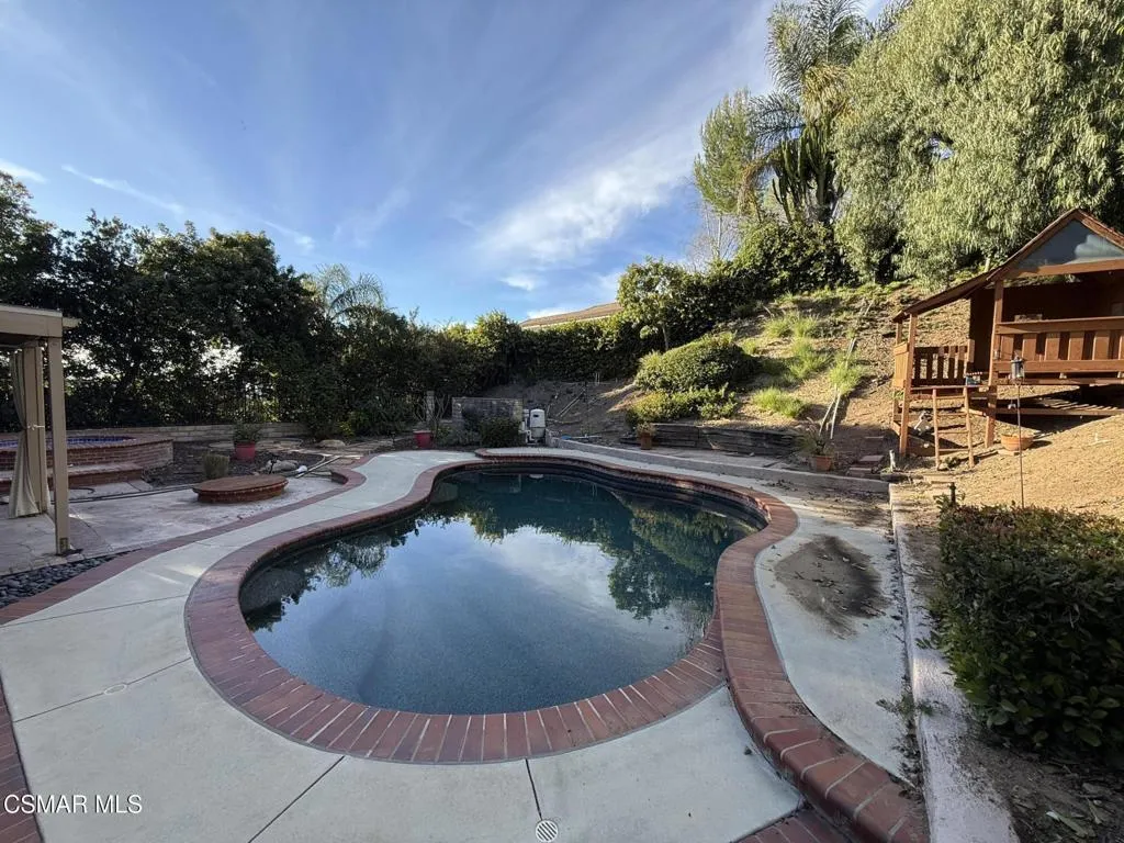 13761 Donnybrook Lane, Moorpark, California 93021 home-pic-25