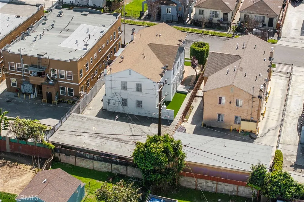 313 W Magnolia, Compton, California 90220 home-pic-10