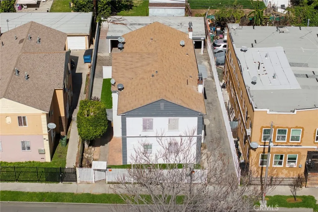 313 W Magnolia, Compton, California 90220 home-pic-11