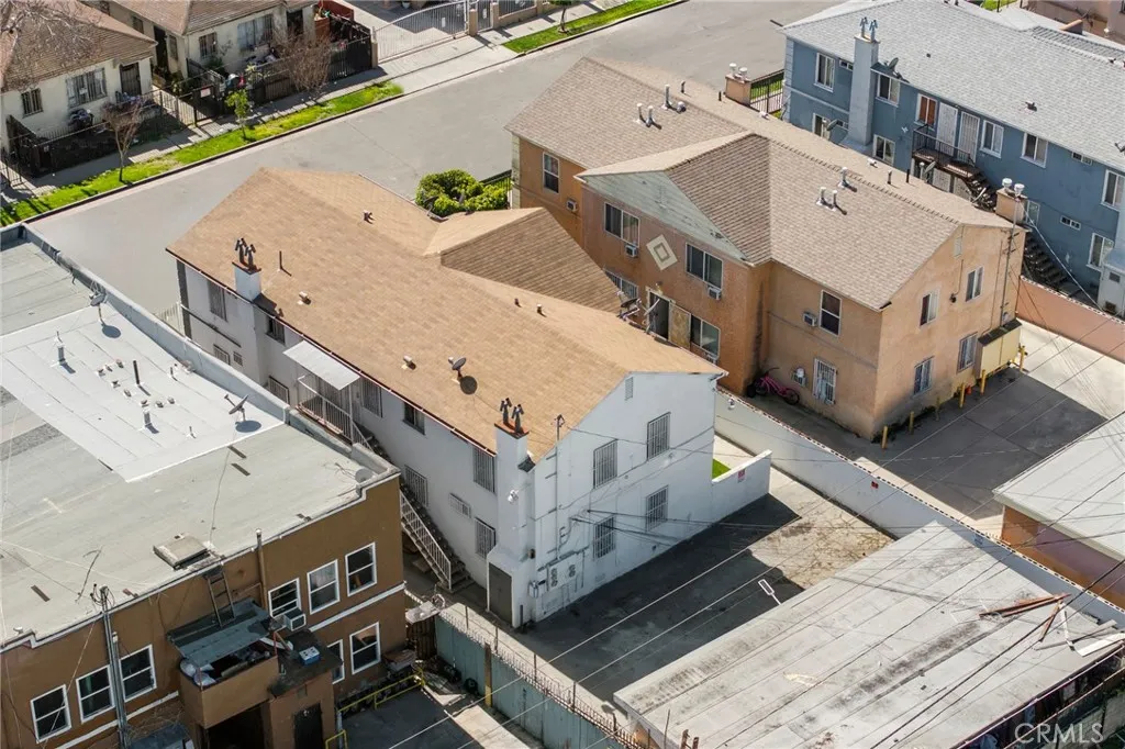 313 W Magnolia, Compton, California 90220 home-pic-8