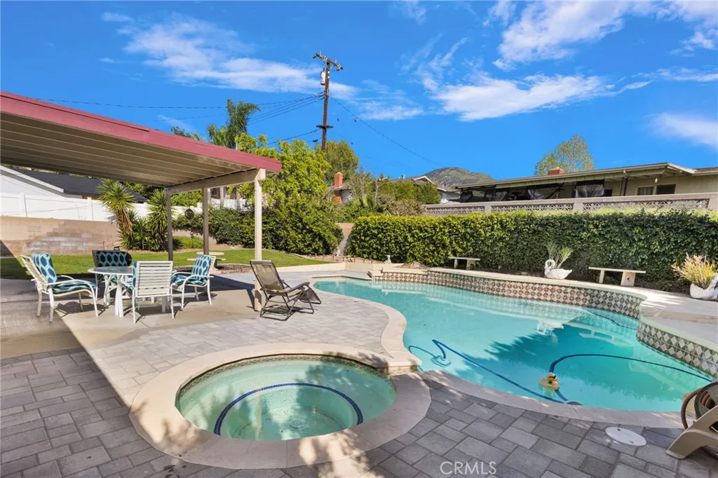 5505 N Alto, San Bernardino, California 92404 home-pic-24