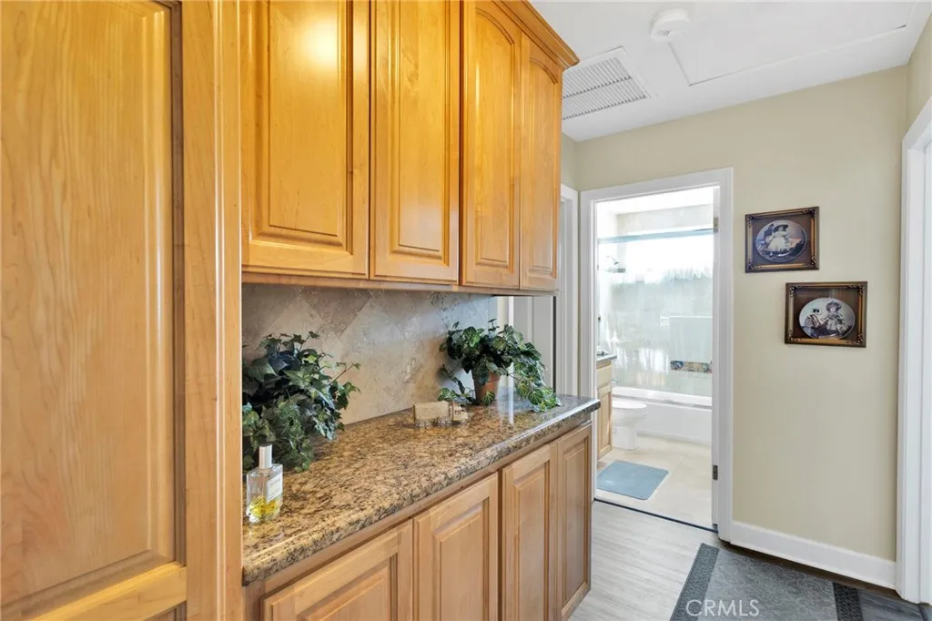 5505 N Alto, San Bernardino, California 92404 home-pic-17