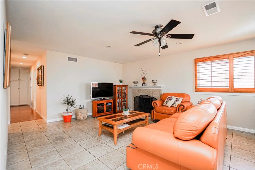 7571 San Rafael, Buena Park, California 90620 home-pic-5