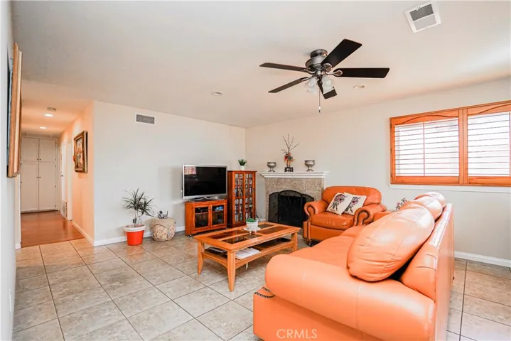 7571 San Rafael, Buena Park, California 90620