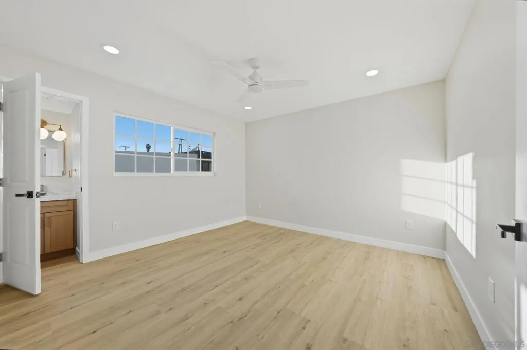 4665 67 E Thorn St, San Diego, California 92105 home-pic-35
