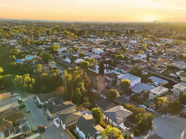 4665 67 E Thorn St, San Diego, California 92105
