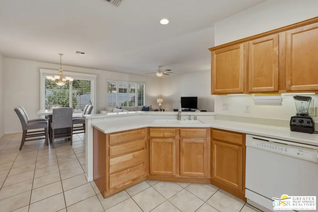 78254 Grape Arbor Avenue, Palm Desert, California 92211 home-pic-23