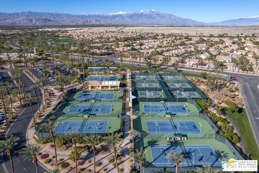 78254 Grape Arbor Avenue, Palm Desert, California 92211 home-pic-38